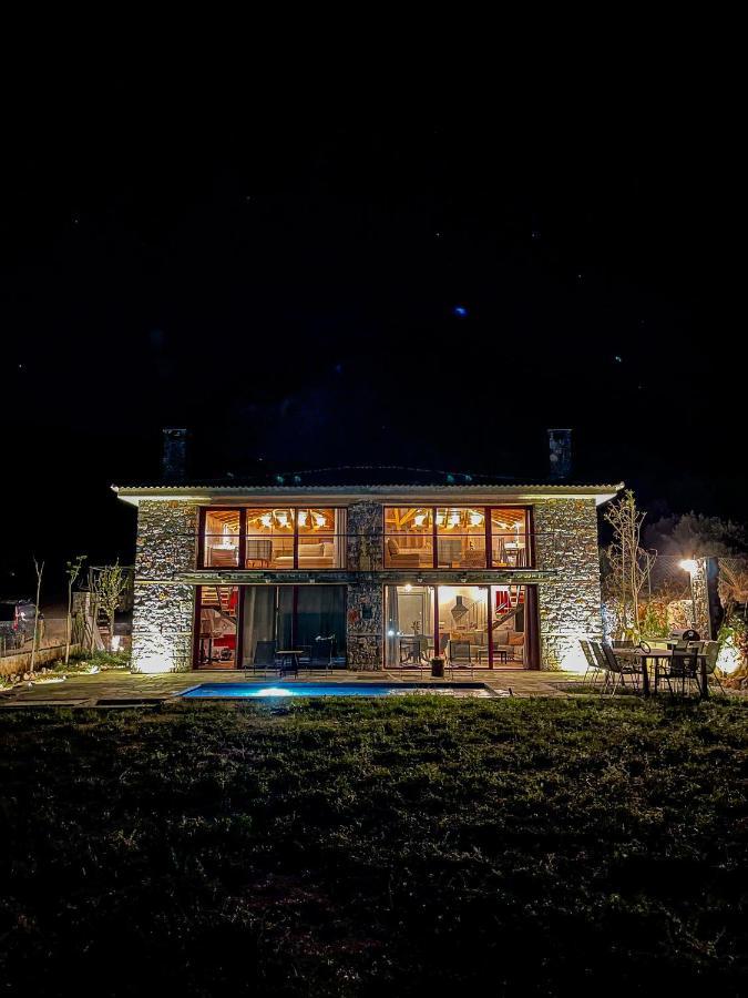 Modern Stone Villas With Swimming Pool ألفيريون المظهر الخارجي الصورة